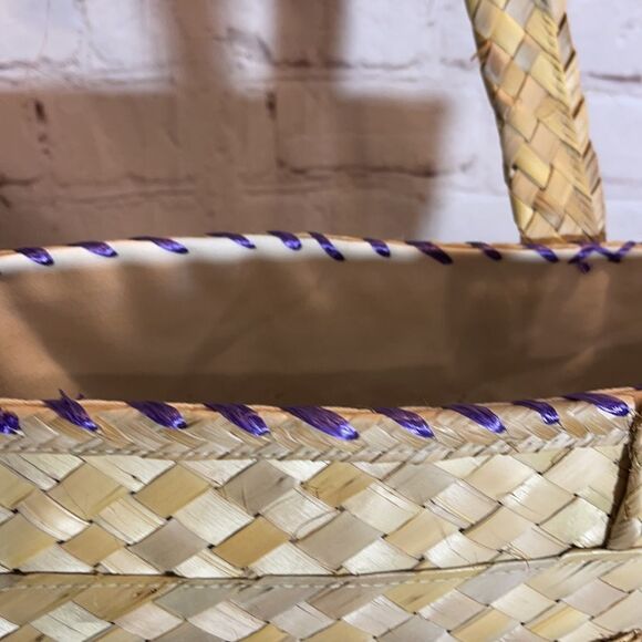 Vintage 1960s or 1970s Straw and Raffia Handbag or Small Tote Floral Beachy - Picture 6 of 16